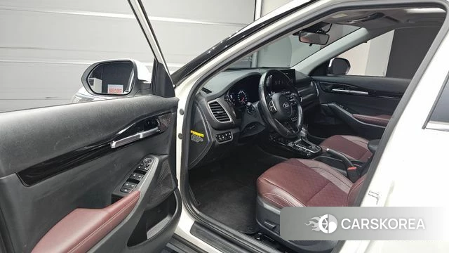 Kia Seltos id 4424452 из Кореи 31