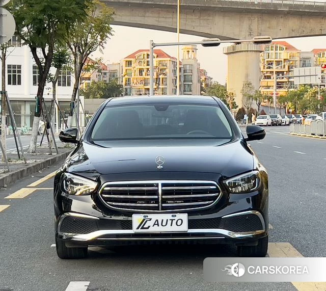 Mercedes-Benz E-class id 4264994 из Китая 18