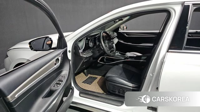 Hyundai The New Grandeur IG id 3923941 из Кореи 20