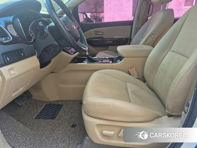 Kia The New Carnival id 4225292 из Кореи 20