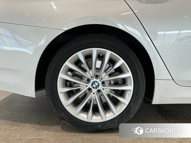BMW 5 series id 4313875 из Китая 15