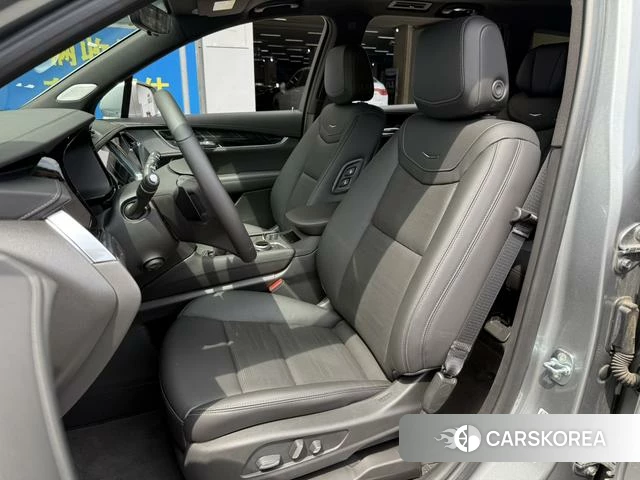 Cadillac XT6 id 3920810 из Китая 34