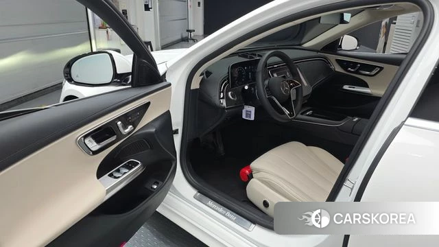 Mercedes-Benz E-Class W214 id 4432335 из Кореи 30