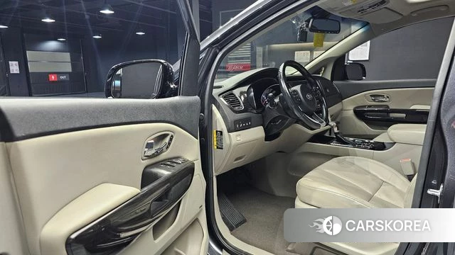Kia The New Carnival id 4390131 из Кореи 20