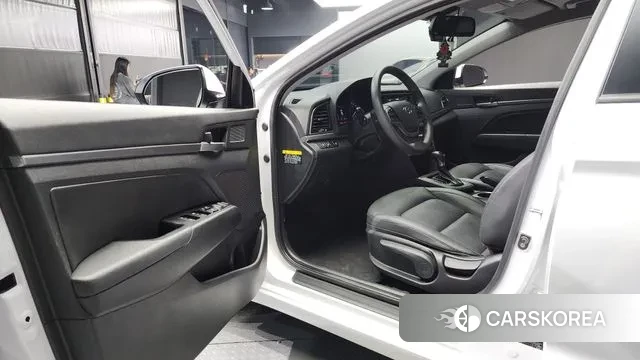 Hyundai Avante AD id 2986681 из Кореи 20