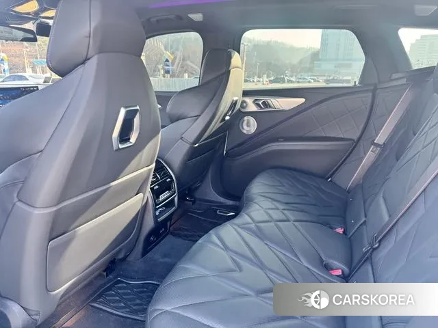 BMW XM (G09) id 3614659 из Кореи 14