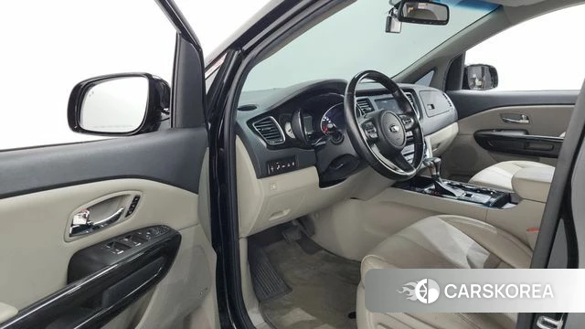 Kia The New Carnival id 4490734 из Кореи 34