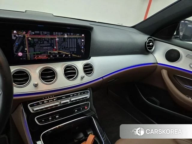 Mercedes-Benz E-Class W213 id 4250019 из Кореи 19
