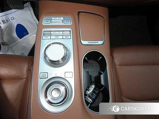 Genesis GV70 id 4202413 из Кореи 19