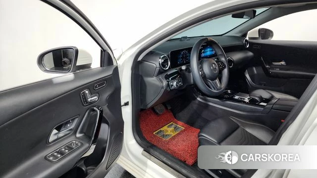 Mercedes-Benz A-Class W177 id 4196700 из Кореи 35