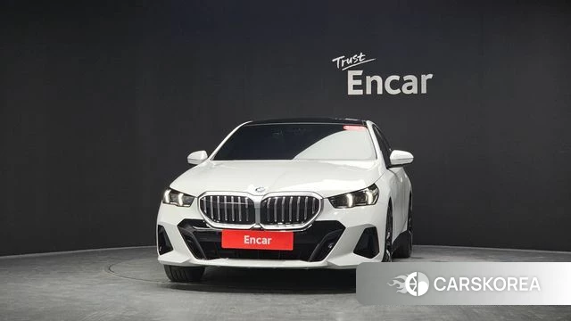 BMW 5 Series (G60) id 4571119 из Кореи 33