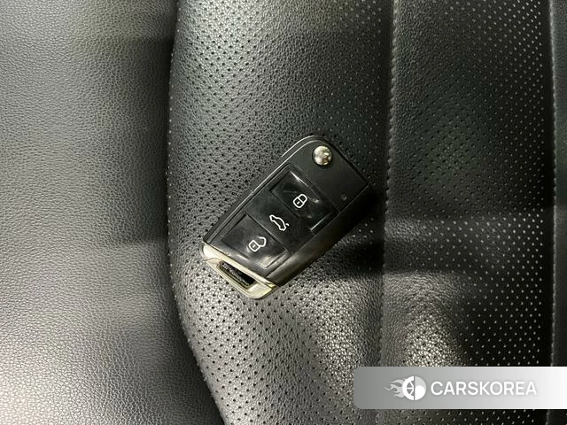 Volkswagen Tuyue id 4275902 из Китая 20