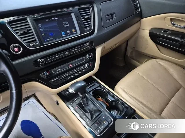 Kia All New Carnival id 3515449 из Кореи 20