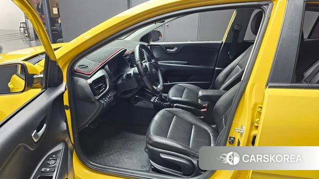 Kia Stonic id 3911987 из Кореи 20