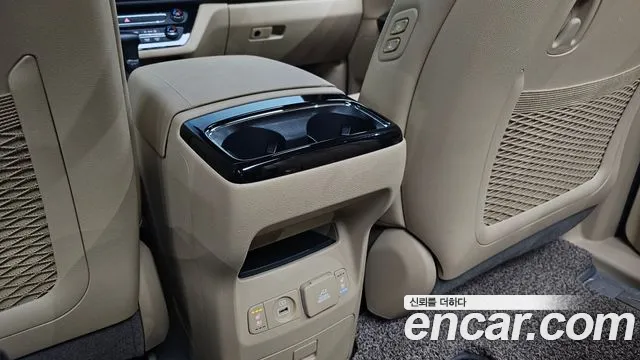 Kia The New Carnival id 2632834 из Кореи 20