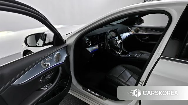 Mercedes-Benz E-Class W213 id 4396686 из Кореи 36
