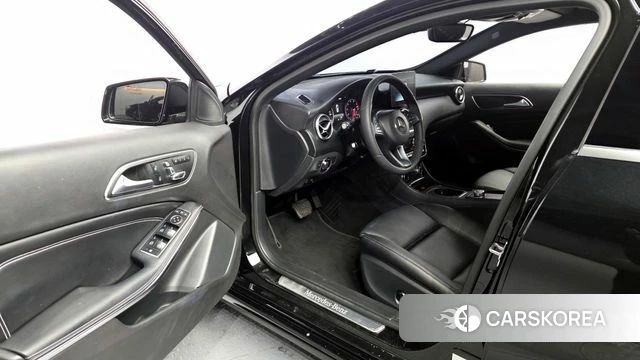 Mercedes-Benz A-Class W176 id 3853808 из Кореи 20