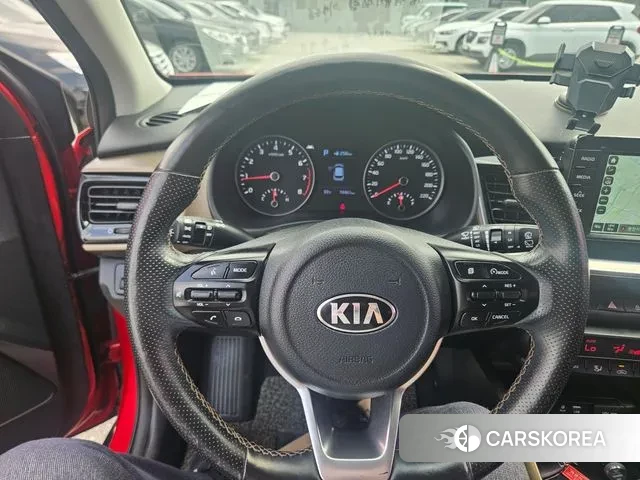 Kia Stonic id 3045547 из Кореи 15