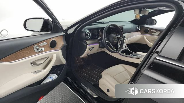 Mercedes-Benz E-Class W213 id 3940838 из Кореи 20