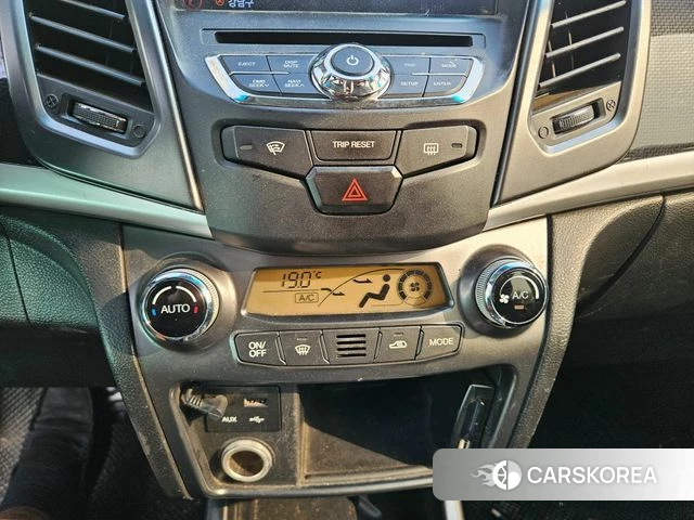 Ssangyong New Style Korando C id 3886616 из Кореи 17