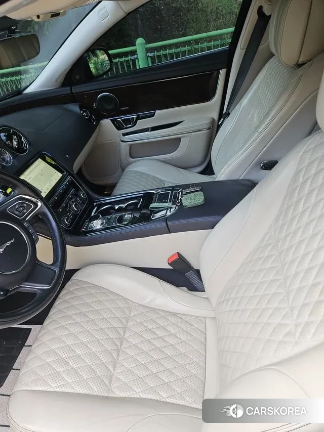 Jaguar All New XJ id 3095569 из Кореи 15