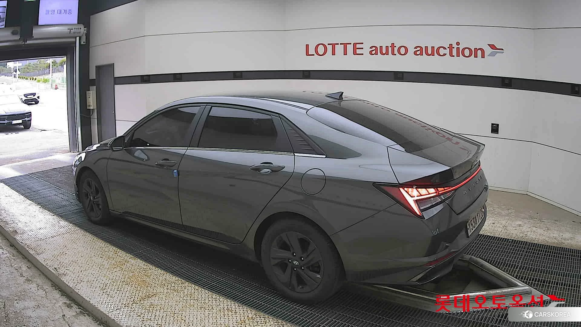 Hyundai Avante Hybrid id 4352308 из Кореи 38