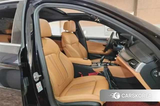 BMW 5 Series (G30) id 3610857 из Кореи 12