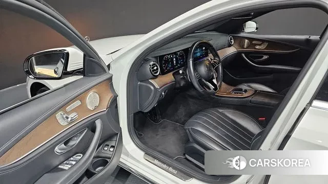 Mercedes-Benz E-Class W213 id 3777341 из Кореи 20