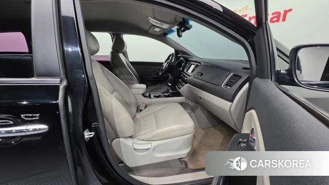 Kia The New Carnival id 4698618 из Кореи 20