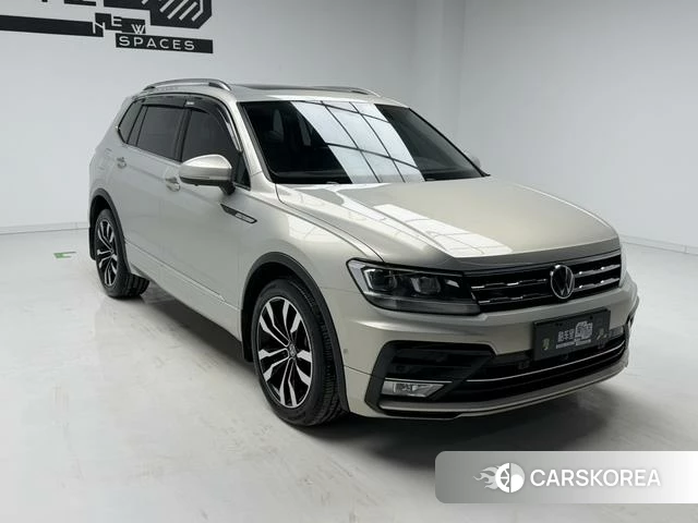 Volkswagen Tiguan L id 4329118 из Китая 17