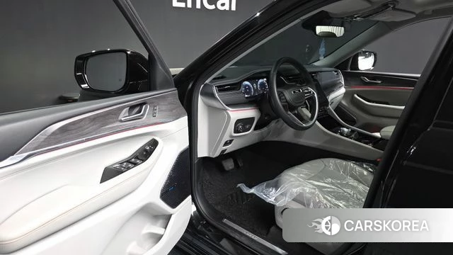 Jeep Grand Cherokee (WL) id 3871963 из Кореи 20