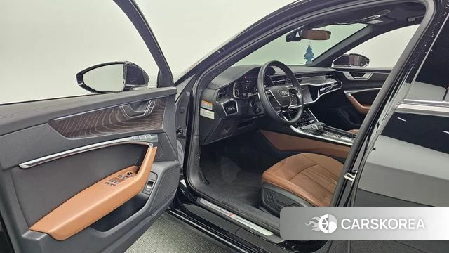 Audi A6 (C8) id 4500880 из Кореи 33