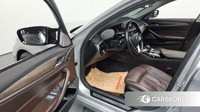 BMW 5 Series (G30) id 3778505 из Кореи 20