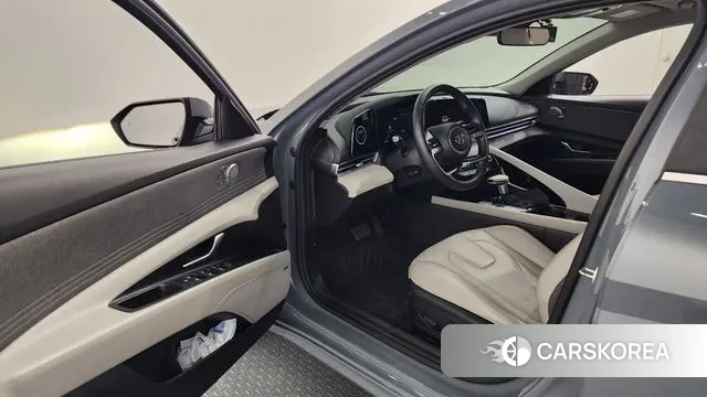 Hyundai Avante Hybrid (CN7) id 3282917 из Кореи 20