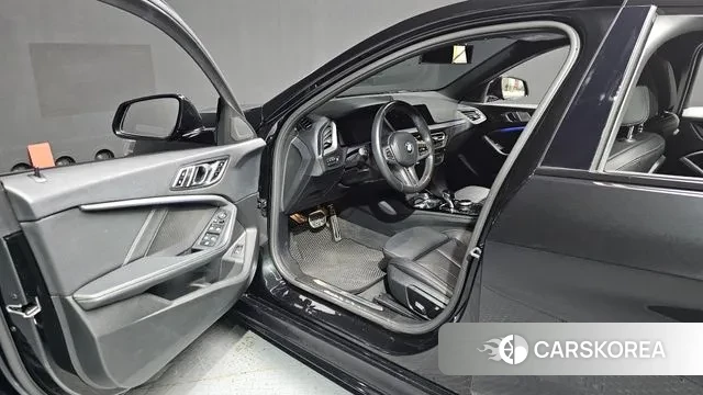 BMW 1 Series (F40) id 3503330 из Кореи 20