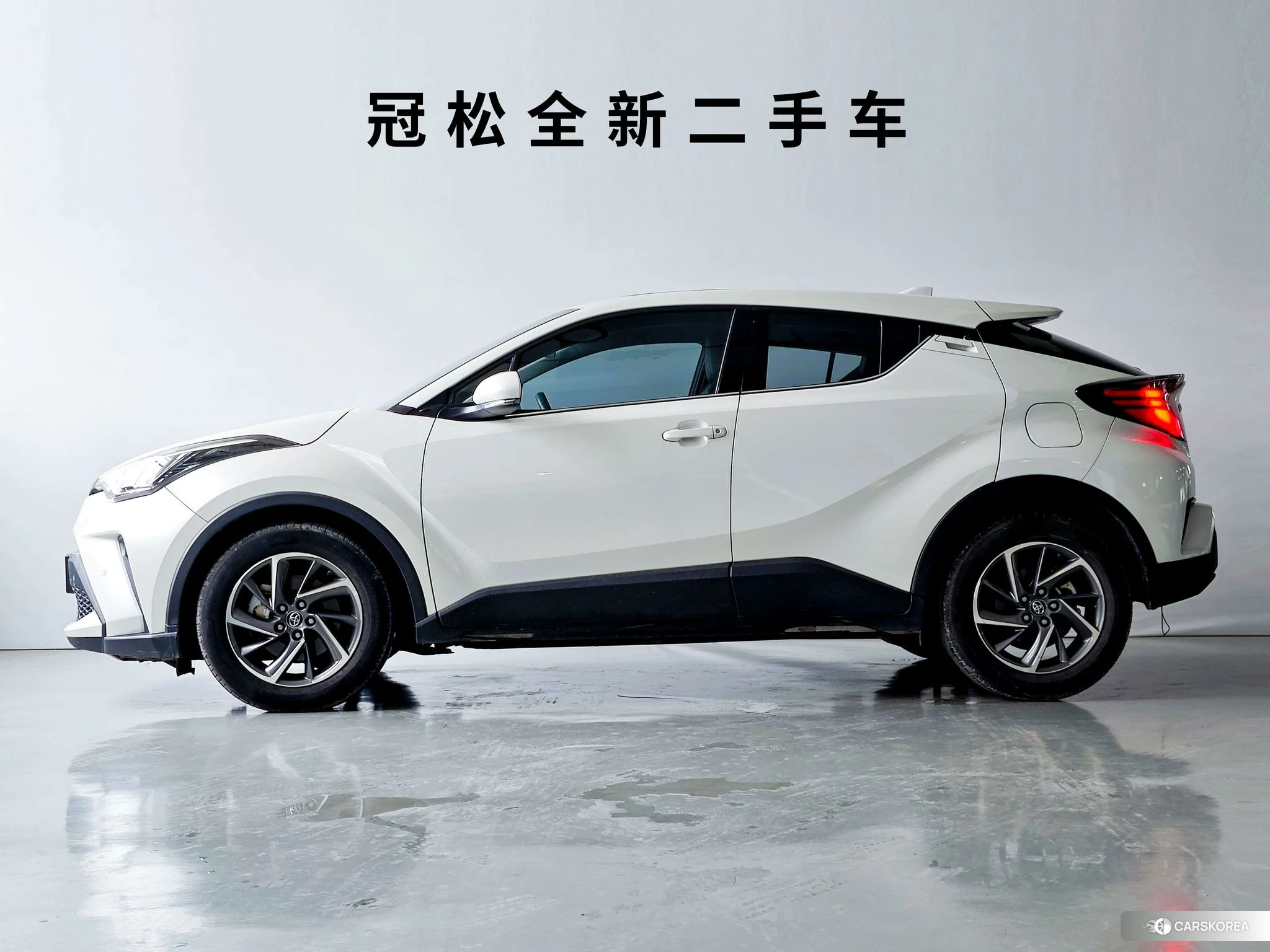 Toyota C-HR id 4467504 из Китая 28
