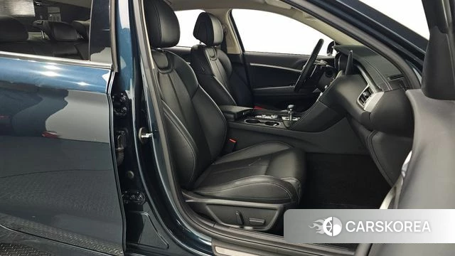 Genesis The New G70 id 3839527 из Кореи 20