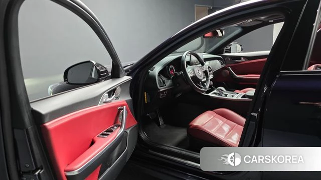 Kia Stinger id 3861295 из Кореи 20