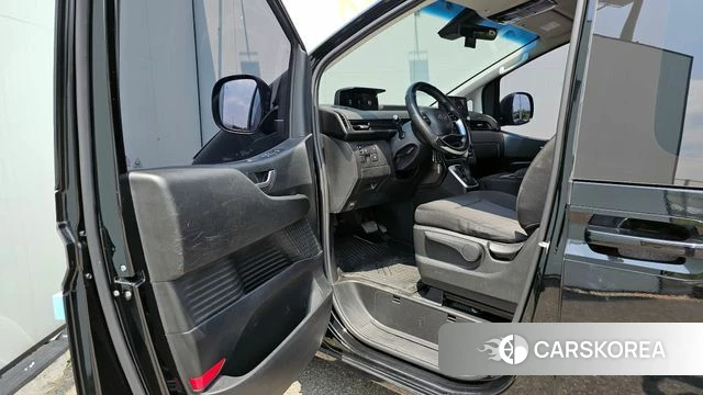 Hyundai Staria id 4389401 из Кореи 20