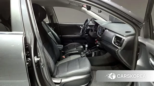 Kia Stonic id 3039595 из Кореи 20