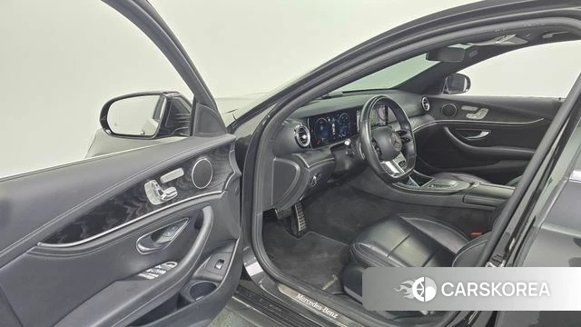 Mercedes-Benz E-Class W213 id 4775228 из Кореи 35