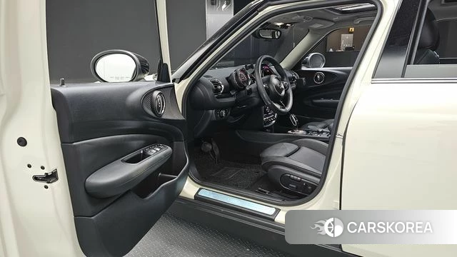 Mini Cooper D Clubman id 4268607 из Кореи 30