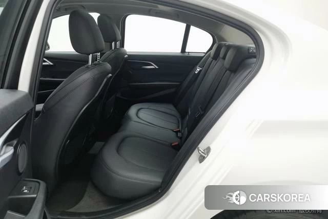 BMW 1 series id 4254341 из Китая 24