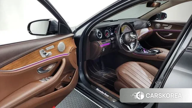 Mercedes-Benz E-Class W213 id 3616929 из Кореи 20