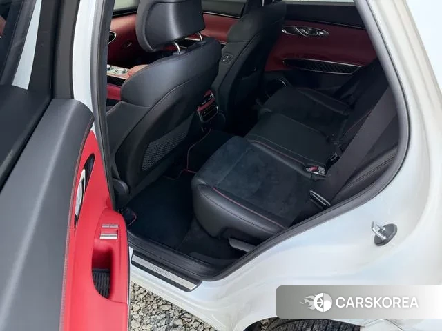 Genesis GV70 id 3540472 из Кореи 13