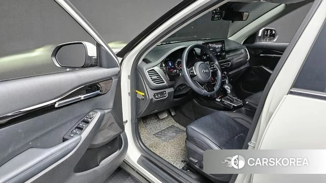 Kia Seltos id 4250846 из Кореи 31