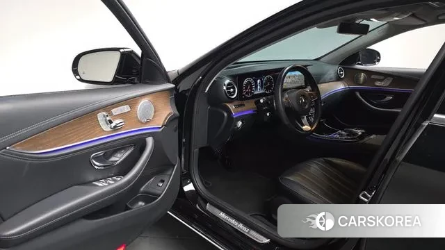 Mercedes-Benz E-Class W213 id 3737339 из Кореи 20