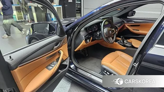 BMW 5 Series (G30) id 3348303 из Кореи 20