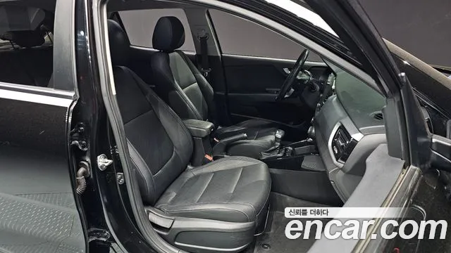 Kia Stonic id 2558746 из Кореи 20