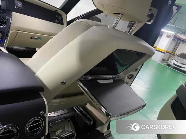 Rolls-Royce Cullinan id 3374625 из Кореи 15